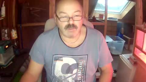 Snapshot of germany_50 chatting on 10.23.25 germany_50 online show from 10.23.25