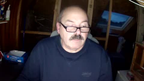 Snapshot of germany_50 chatting on 10.30.25 germany_50 online show from 10.30.25