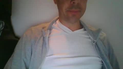 Snapshot of geronimo_2 chatting on 01.03.25 geronimo_2 online show from 01.03.25