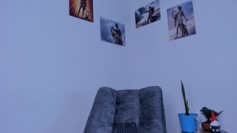 Snapshot of gerson_zt chatting on 11.29.25 im Gerson online show from 11.29.25