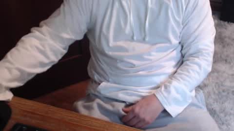 Snapshot of gethoggy chatting on 12.18.24 gethoggy online show from 12.18.24