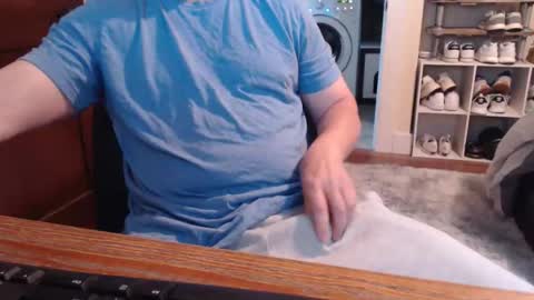 Snapshot of gethoggy chatting on 04.26.26 gethoggy online show from 04.26.26
