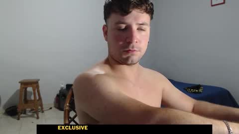 Snapshot of gferrari1996 chatting on 12.15.25 gferrari1996 online show from 12.15.25