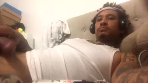 Snapshot of ghallofino26 chatting on 02.01.26 ghallofino26 online show from 02.01.26