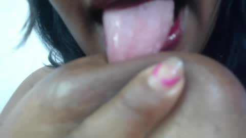 Snapshot of ghanima_sika chatting on 05.12.26 GHANIMA SIKA online show from 05.12.26