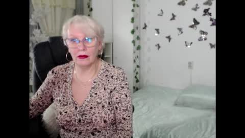 Snapshot of ghertrudequeen chatting on 02.22.26 Ghertrudequeen online show from 02.22.26