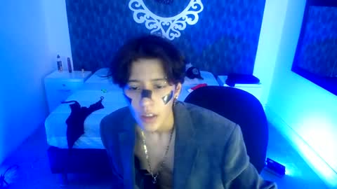 Your Girl  online show from 12.05.25