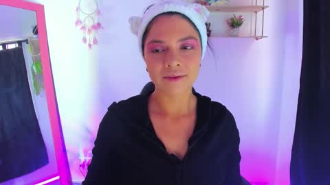 giaaaa   online show from 03.28.26