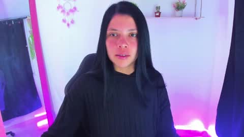 giaaaa   online show from 04.13.26