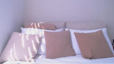 Snapshot of gia_ferh chatting on 01.25.25 Gia Ferh online show from 01.25.25