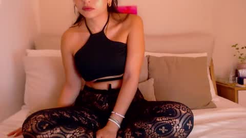 Snapshot of gia_ferh chatting on 09.14.25 Gia Ferh online show from 09.14.25