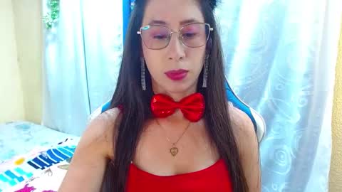 Gia  online show from 10.31.25