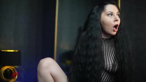  Gia  online show from 02.12.26