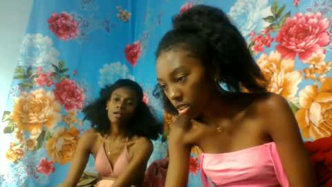Snapshot of gialbloody chatting on 06.15.26 gialbloody online show from 06.15.26