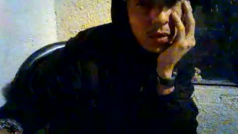 Snapshot of giancrivelli04 chatting on 05.28.26 giancrivelli04 online show from 05.28.26