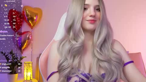 Roxy online show from 02.16.25