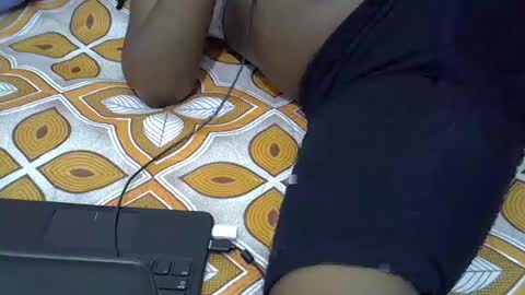 Giannah online show from 03.08.25