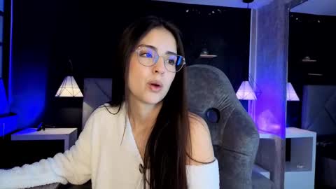 Gia online show from 10.23.25