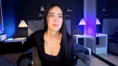 Gia online show from 11.23.25