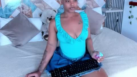 gigi_mane online show from 10.18.25