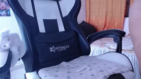 gigi online show from 10.03.25