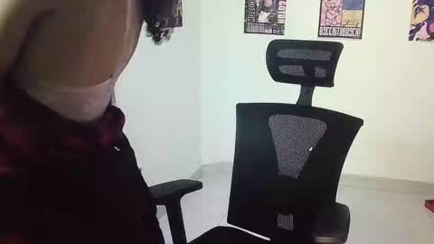 Snapshot of gigi_scott_ chatting on 12.05.25 GIGI STCOTT online show from 12.05.25