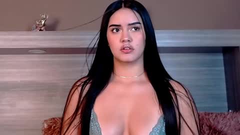 gigi wilden online show from 01.23.25