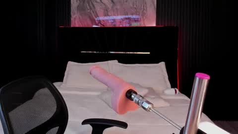 Gigi Doll online show from 02.11.25