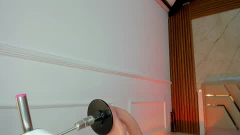 Gigi Doll online show from 04.10.26