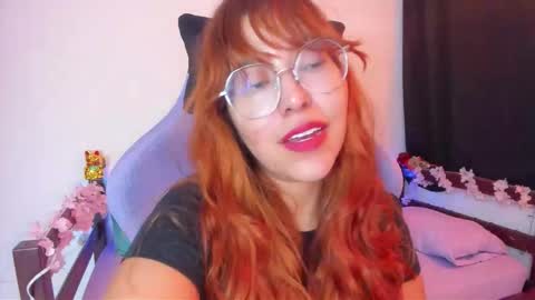 gigimooon online show from 11.03.25