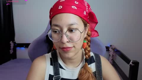 Snapshot of gigimooon chatting on 05.18.26 gigimooon online show from 05.18.26