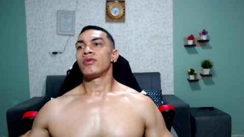 GILBERT online show from 01.11.25