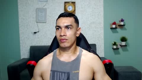 GILBERT online show from 01.12.25