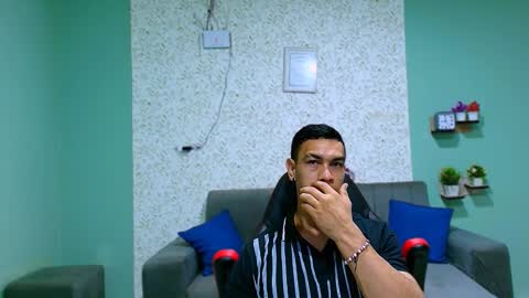 GILBERT online show from 03.04.25