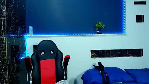 GILBERT online show from 09.12.25