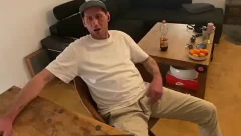 Sebastian online show from 11.01.25