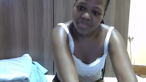 Adiliah online show from 10.27.25