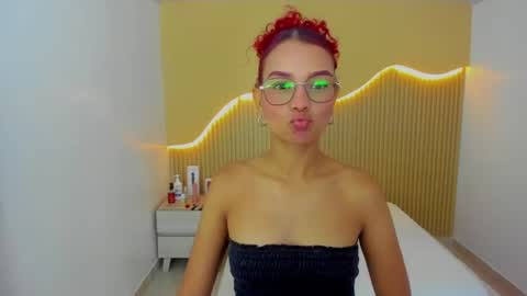  G I A N A  online show from 06.10.26
