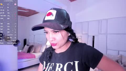 Snapshot of ginebra_ness chatting on 03.04.25 Ginebra Ness online show from 03.04.25