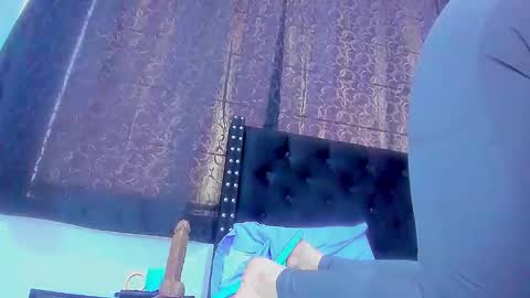 Snapshot of ginger_amarett chatting on 11.19.25 Miss online show from 11.19.25