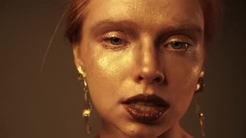        im expecting 350 thumbs up on my altar   online show from 03.23.26