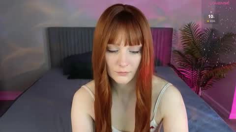 Snapshot of ginger_kristin chatting on 11.30.25 Ginger online show from 11.30.25