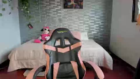 Snapshot of ginger_sweetty chatting on 09.08.25 Ginger online show from 09.08.25