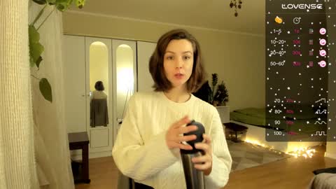 Snapshot of gingerbread__house chatting on 01.13.25 Vasilisa online show from 01.13.25