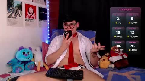 Snapshot of gingertwink_n chatting on 02.15.25 Josh Mills online show from 02.15.25
