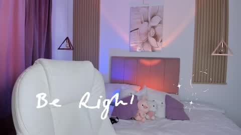 Snapshot of ginnywett chatting on 02.09.25 Kendall online show from 02.09.25