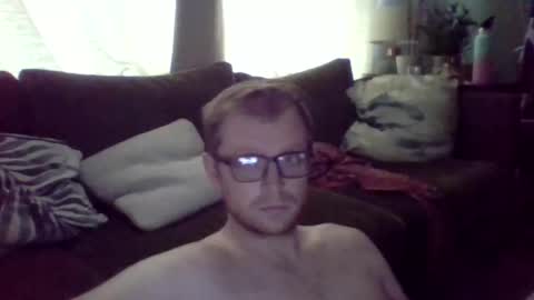 Snapshot of ginwood chatting on 02.22.25 ginwood online show from 02.22.25