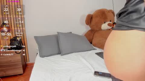 gio_gray online show from 07.04.26