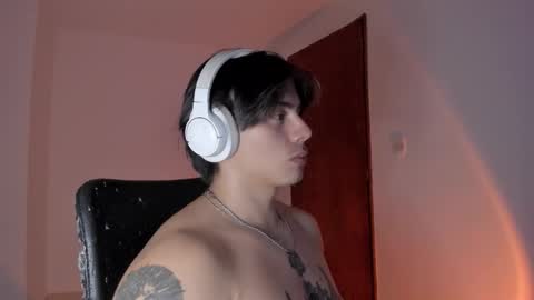 GioRusso online show from 11.18.25