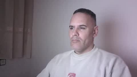 Snapshot of gioshadow chatting on 12.08.24 gioshadow online show from 12.08.24